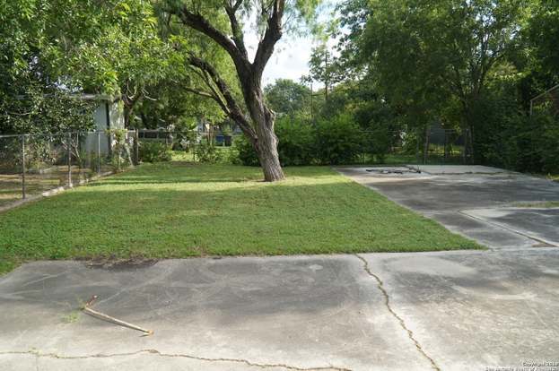 Building Photo - 1511 San Casimiro St