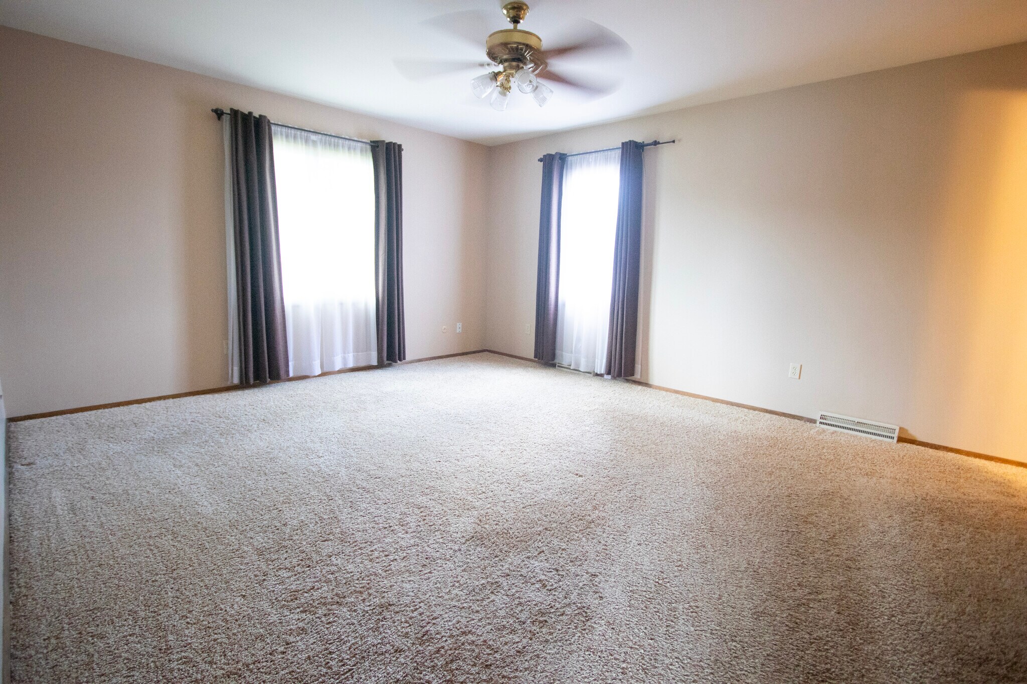 Building Photo - 1115 Sioux Dr