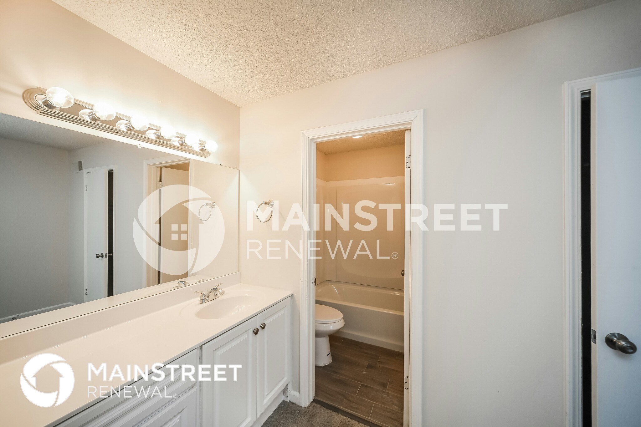 Building Photo - 6145 Shadowfall Cove