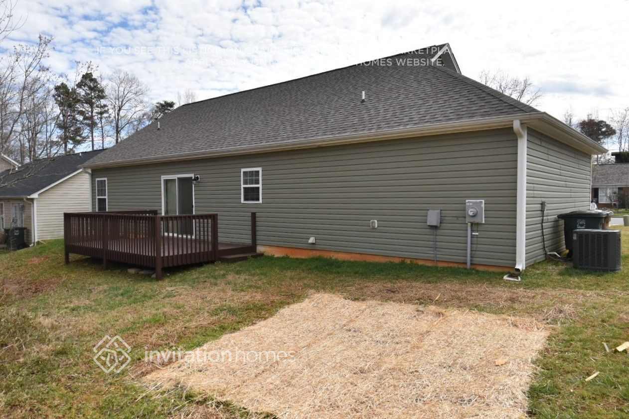 Building Photo - 4105 Rev Williams Dr