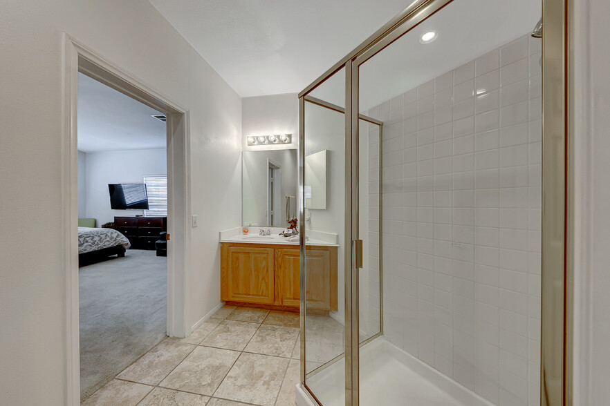 Downstairs Bathroom #4 - 8917 Canyon Springs Dr