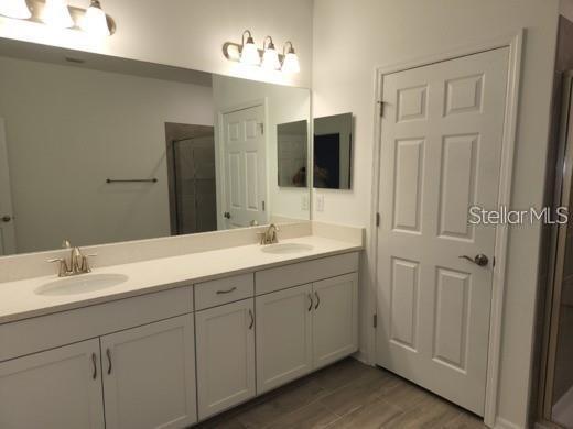Building Photo - 4004 Via Sienna Cir
