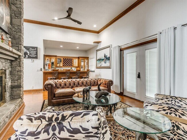 Building Photo - 3465 Brush Creek Rd