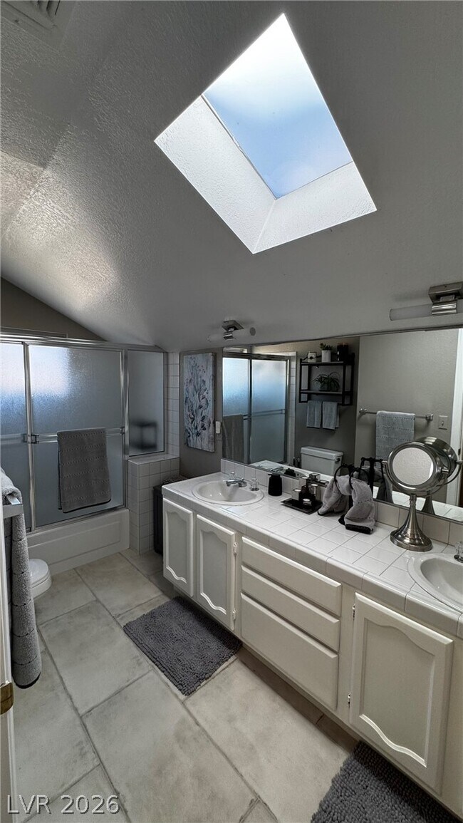Building Photo - 2921 Channel Rock Dr