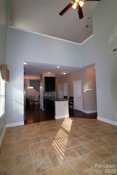 Building Photo - 2090 Shady Pond Dr