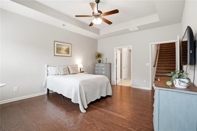 Building Photo - 318 Argyle Ct