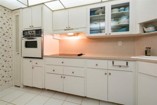 Building Photo - 4020 Galt Ocean Dr