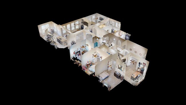 Building Photo - Spacious 4-bedroom, 2.5 bath, 3 car garage...