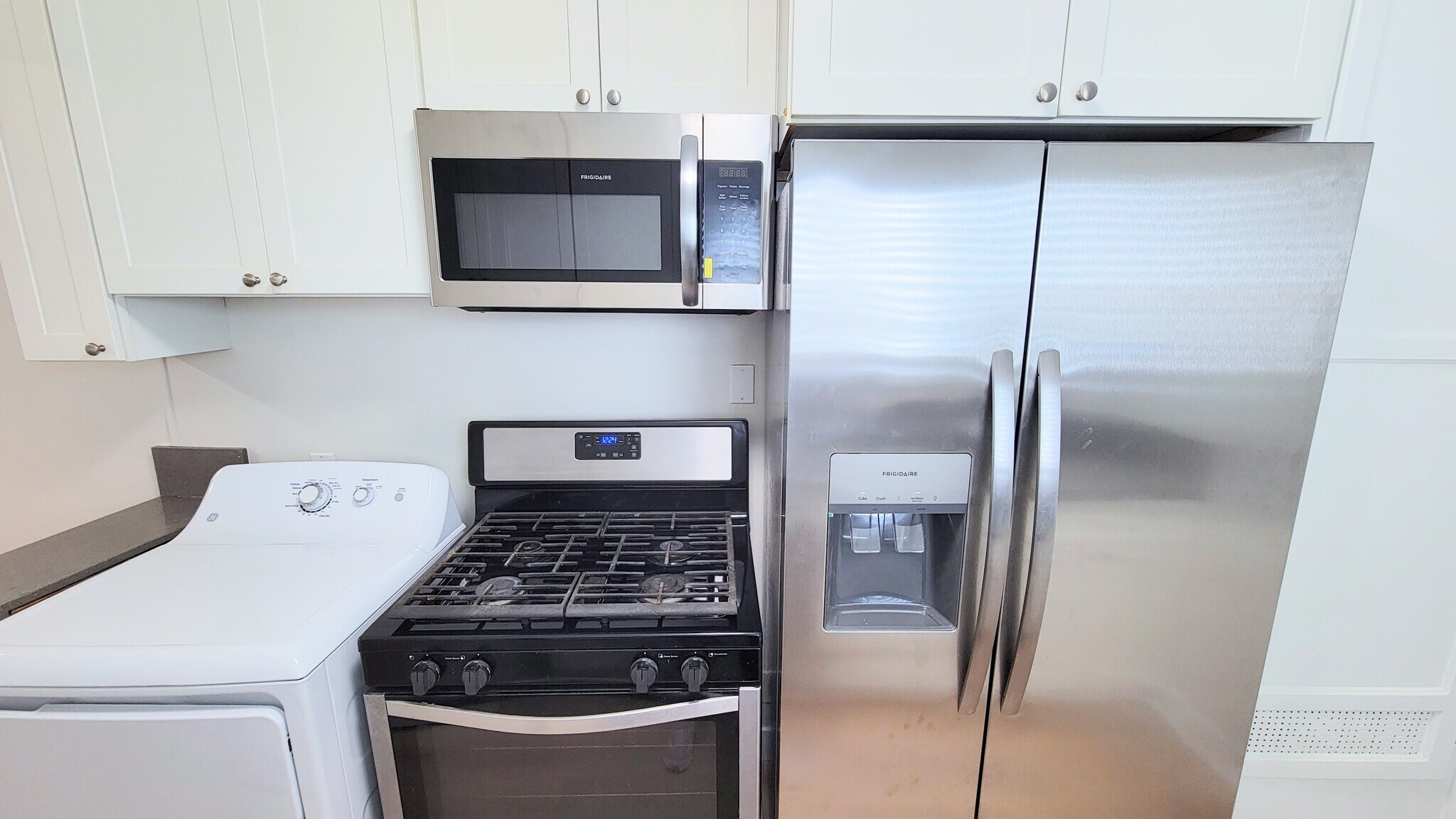Kitchen pic 3 - 4146 Redondo Beach Blvd