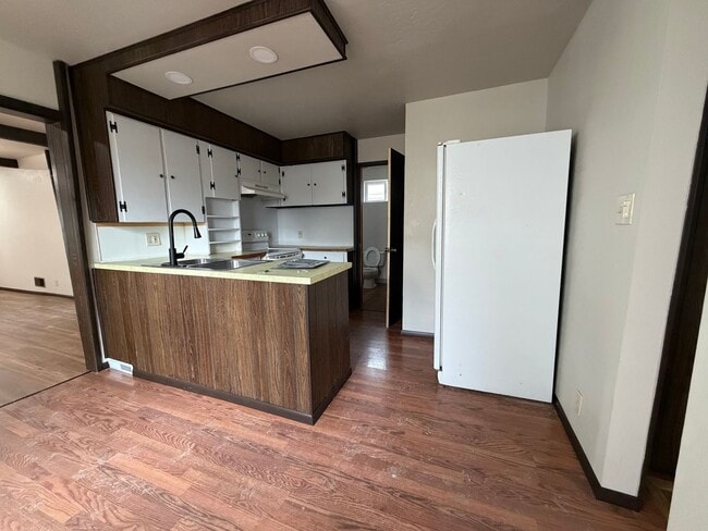 Building Photo - Imlay Duplex