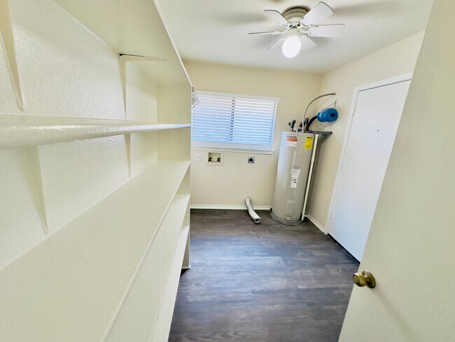 Building Photo - Spacious 4-Bedroom Home in Westwood – Lean...