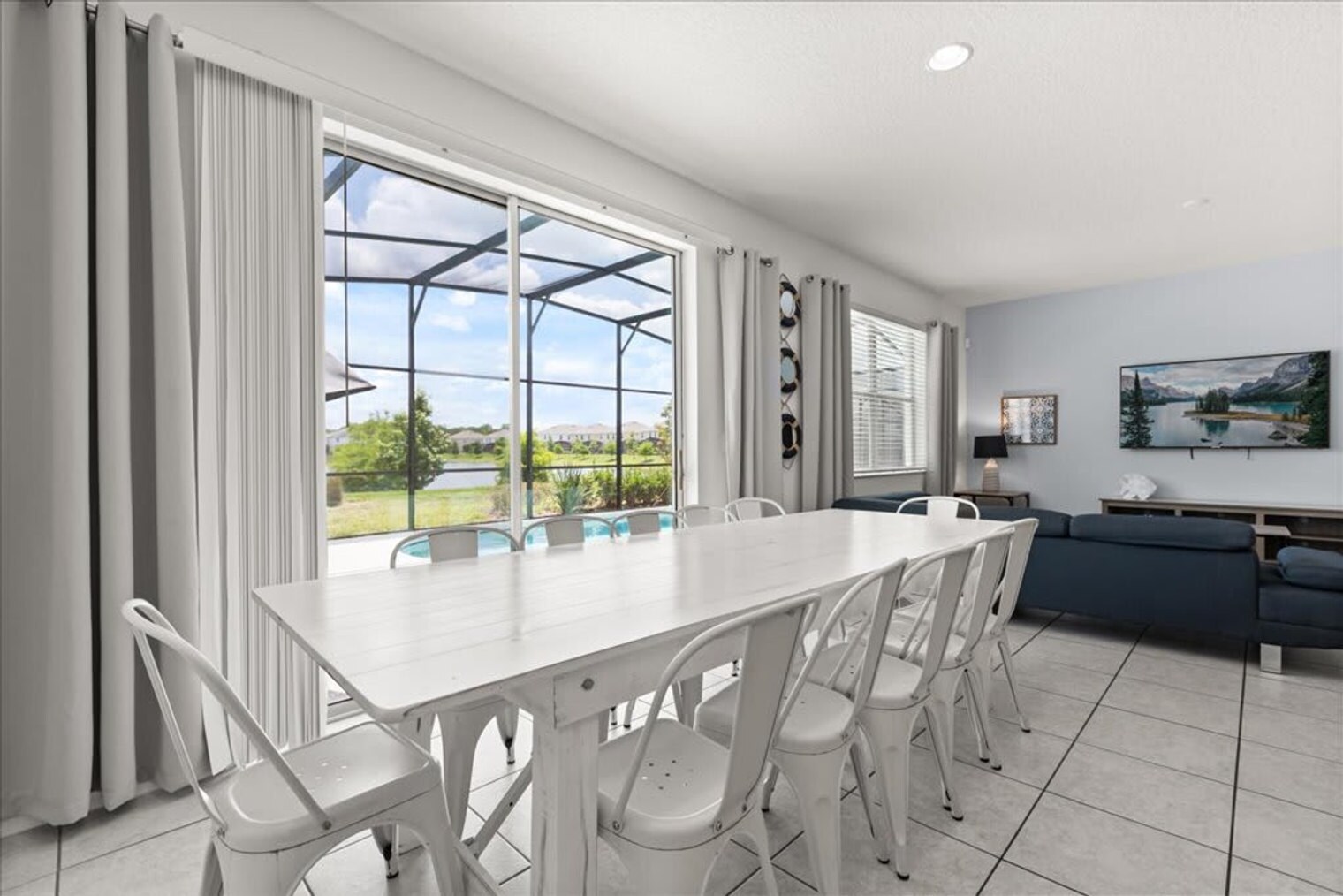 Building Photo - 4486 Monado Dr