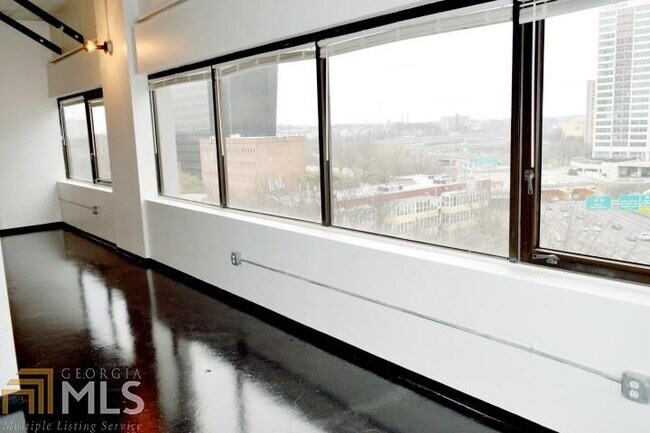 Building Photo - 120 Ralph McGill Blvd NE