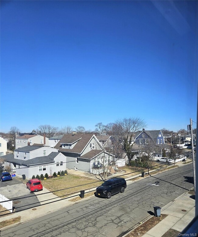 Building Photo - 56 4th Ave