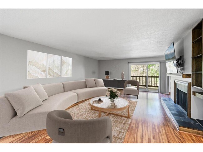 Building Photo - 450 Ford Rd