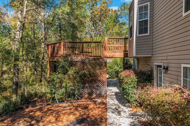 Building Photo - 455 Trelawney Cir