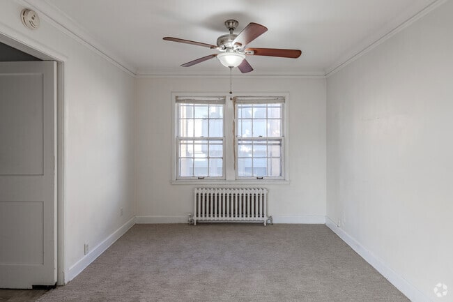 2BR, 1BA - 800SF - Dining Room - 2065 Niles Ave