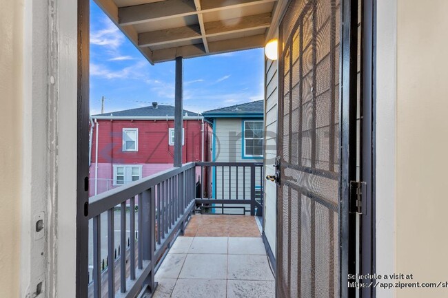 Building Photo - 655 Brockhurst St