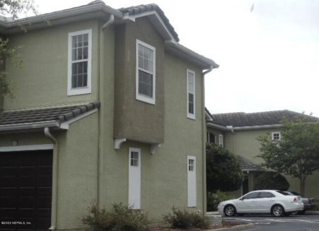 Building Photo - 10075 Gate Pkwy