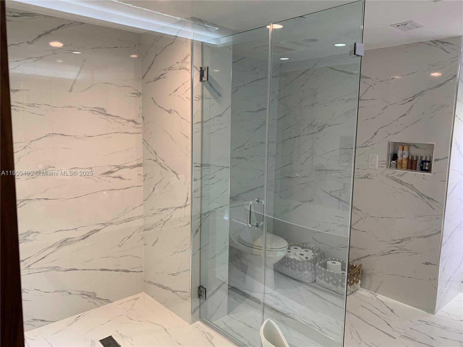 Building Photo - 9401 Collins Ave