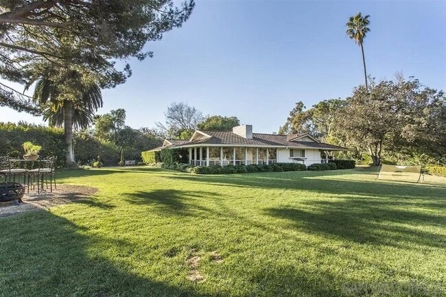 Building Photo - 6224 Los Naranjos Ct