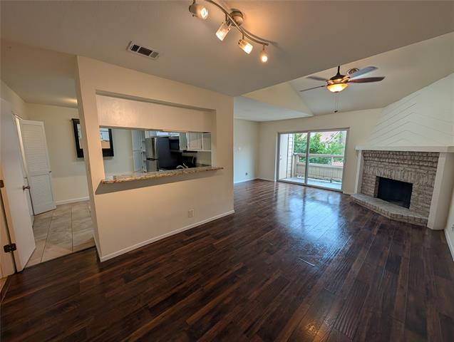 Building Photo - 5200 Martel Ave