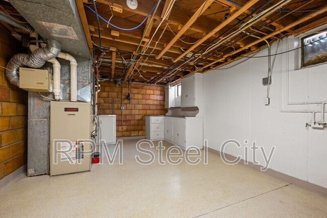 Building Photo - 1529 Alexander Cir