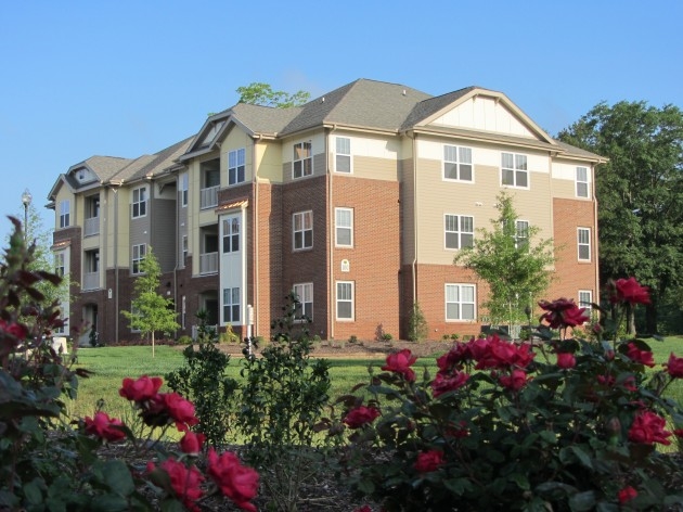 Primary Photo - Autumn Oaks Apartments