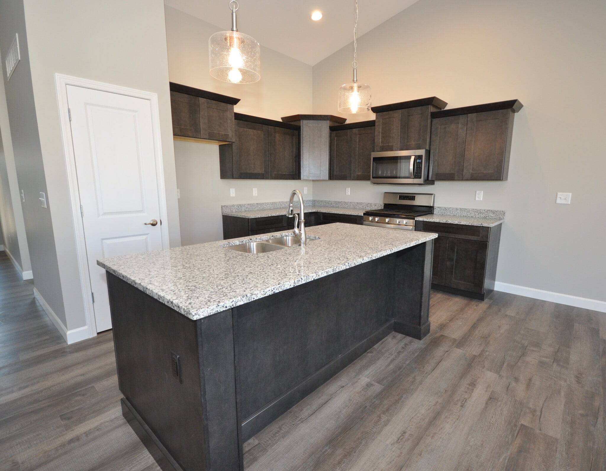 Building Photo - 2001 Morning Side Pl