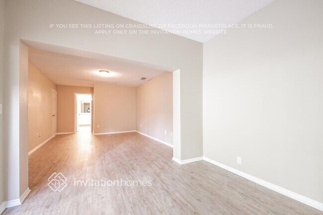Building Photo - 545 Tall Oaks Terrace
