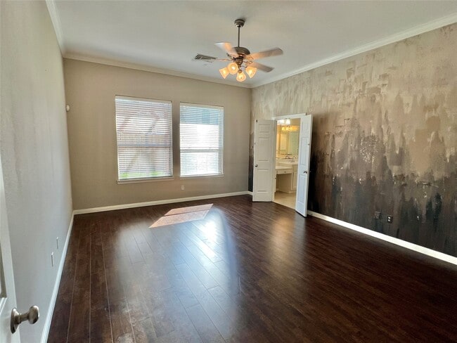 Building Photo - 11712 Summer Brook Ct