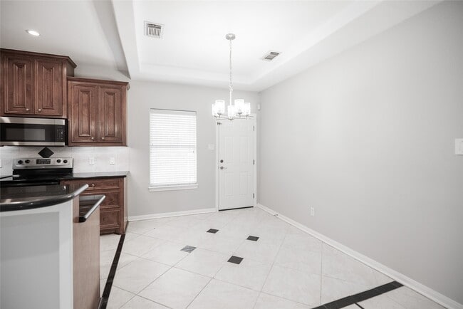 Building Photo - 13165 Snow Ln