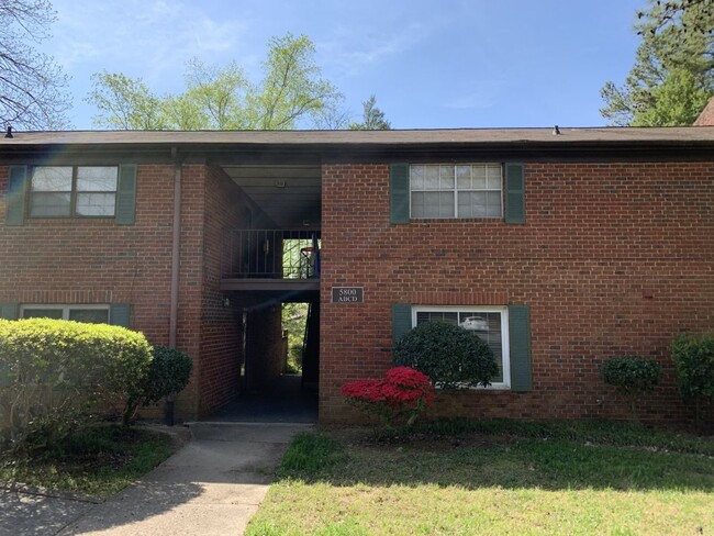 Primary Photo - 5800 Falls of Neuse "B", 2-bd, 2-ba condo,...