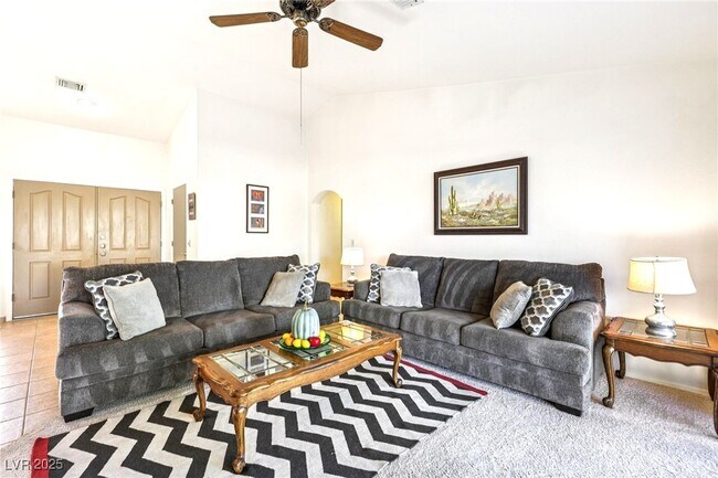 Building Photo - 3013 Sungold Dr