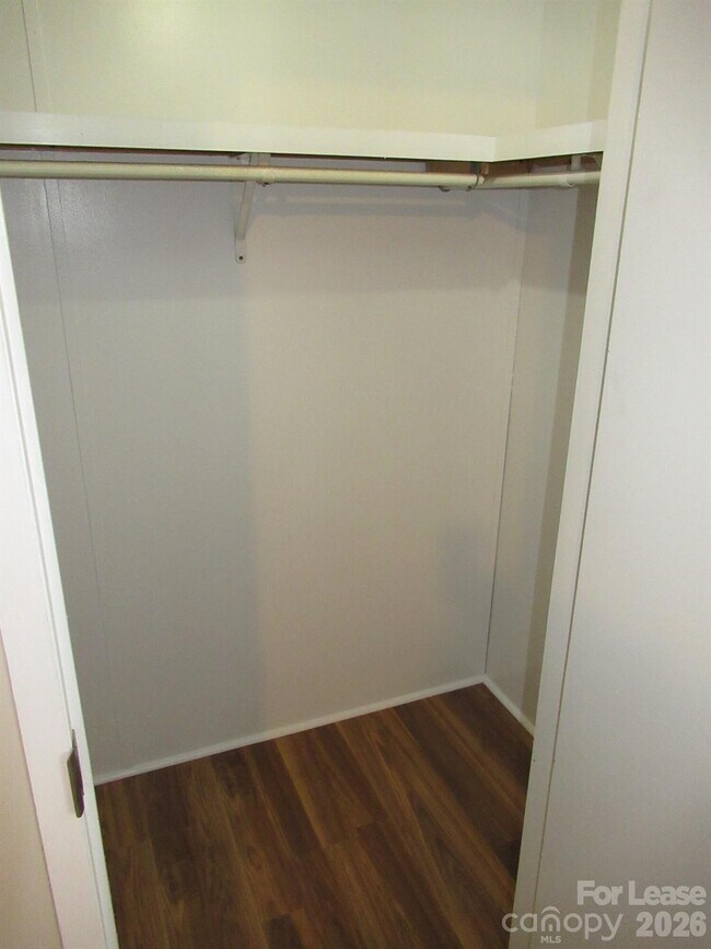 Building Photo - 1157 Birkdale Ln