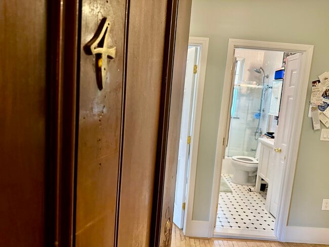 Building Photo - 49 Grove St