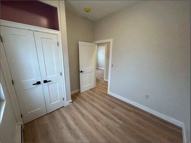 Building Photo - 53 White St