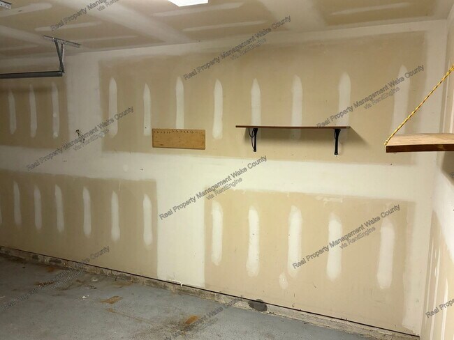 Building Photo - 1230 Capability Dr