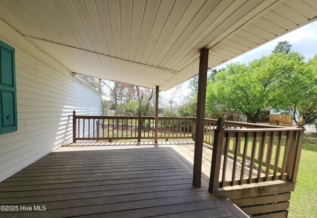 Building Photo - 508 Ocean Spray Dr