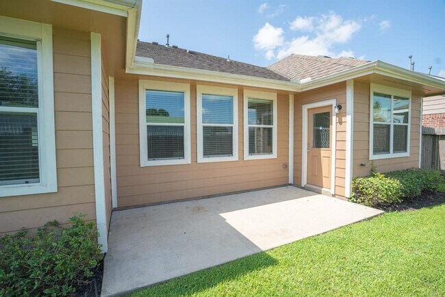 Building Photo - 21719 Tinsley Trails