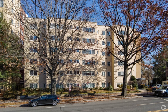 Building Photo - Jocelyn House Condominium