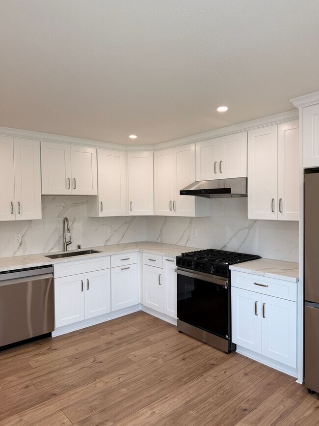 Building Photo - Bolsa Knolls NEWLY UPDATED 3 Bedroom / 2 Bathroom House w/ Fenced Yard & Laundry Hookups