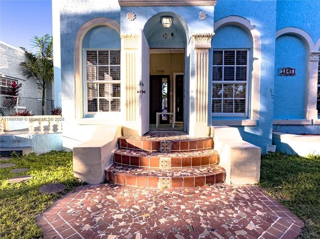 Primary Photo - 1845 SW 11th St