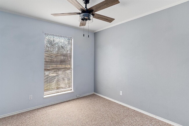 Building Photo - "Charming 3-Bedroom Home with Cozy Fireplace in Bossier City"