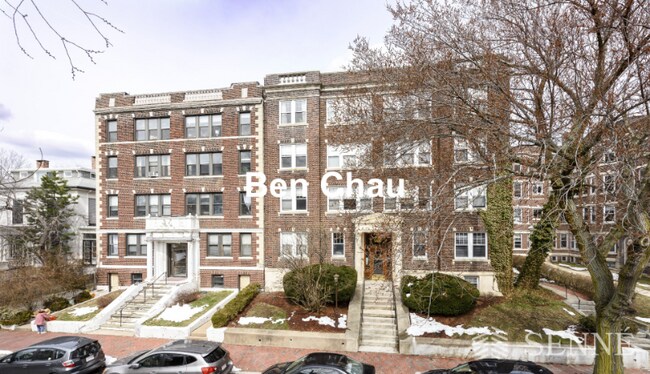 Building Photo - 333 Harvard St