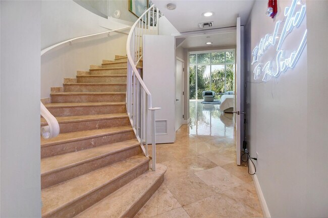 Building Photo - 301 Hendricks Isle