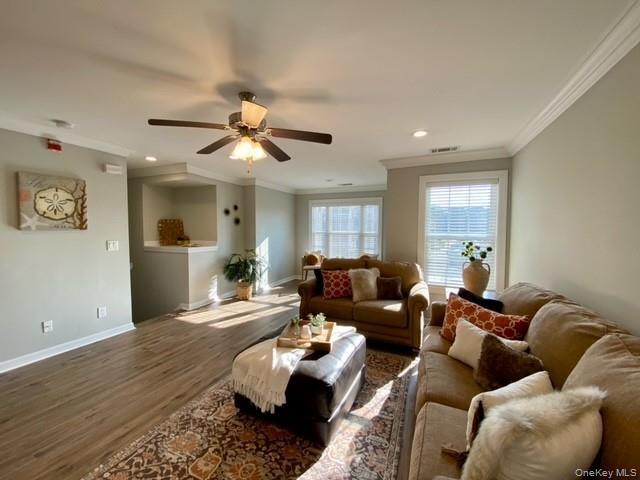 Building Photo - 2304 Vista View Dr