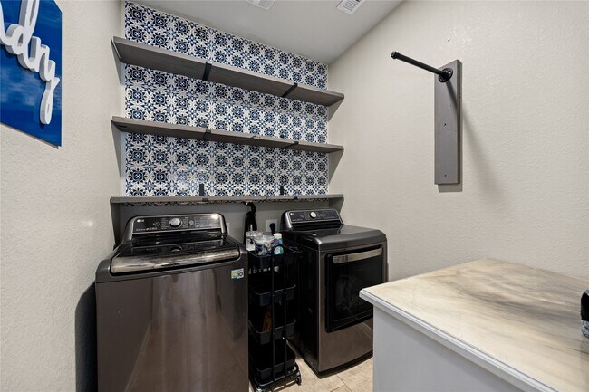 Building Photo - 14023 Beaverhead Range Ct