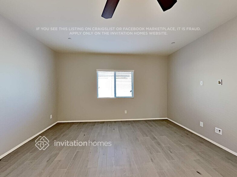 Building Photo - 21130 W Cypress St