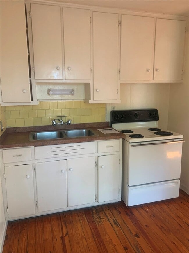 Building Photo - 1607 Jackson Bluff Rd